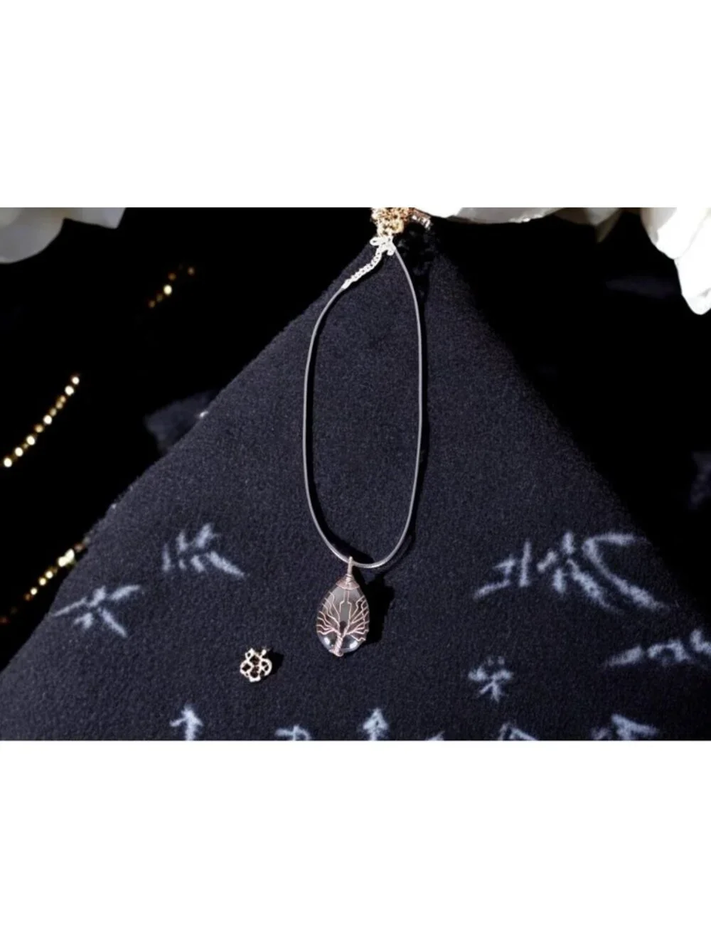 Black Obsidian Tree of Life Pendant Necklace Wire Wrapped Crystal Teardrop - Picture 3 of 6